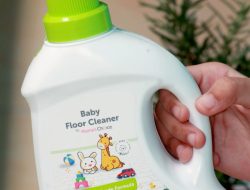 Cara Memilih Pembersih Lantai yang Aman bagi Bayi: Panduan Lengkap untuk Orang Tua Bijak