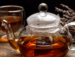 Menguak Jejak Aroma: Sejarah Masuknya Budaya Minum Teh di Indonesia