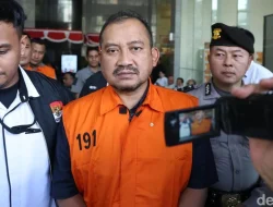 Skandal Ganda Korupsi: Bupati Pemalang Terjerat Pemerasan Bawahan dan Diperas Oknum Terkait KPK