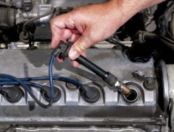 Cara Membedakan Kabel Busi Mobil yang Sudah Aus: Panduan Lengkap dan Praktis